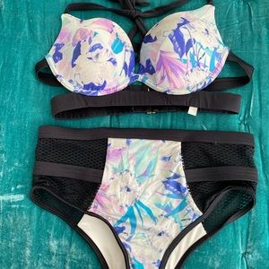 VS Bikini